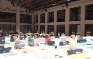 Kadınlar hem spor yapıyor hem sosyalleşiyor